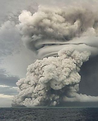 Tonga: Großteil der Bewohner von Vulkanausbruch betroffen