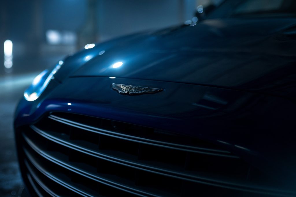 Aston Martin DBX707 13 Janes Magazin