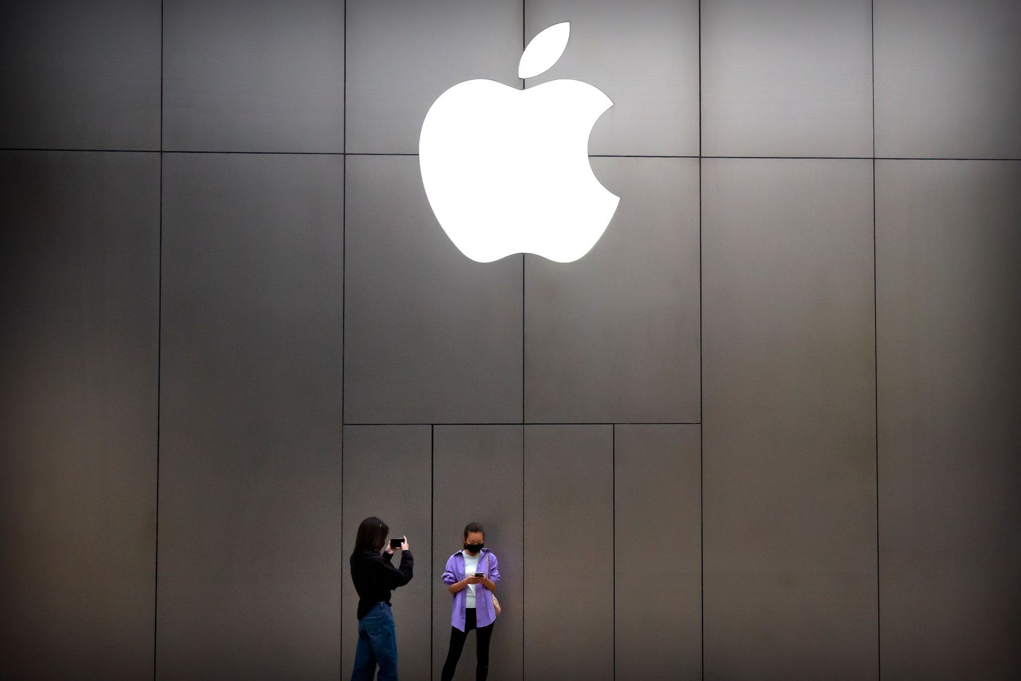 Apple – China