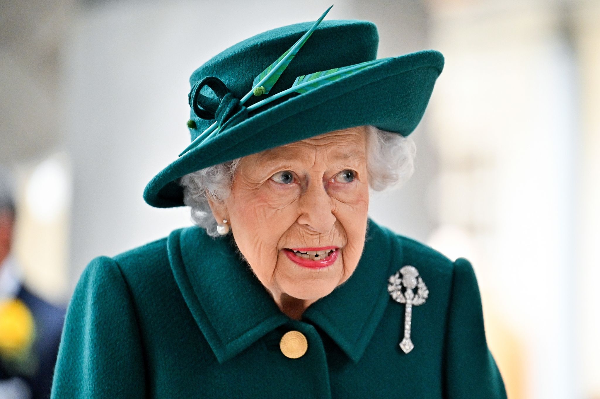«God Save the Queen» – Königin Elizabeth II. hat Corona