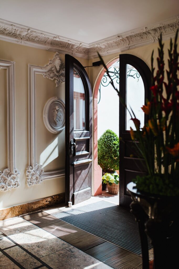 Das Rheingau Gourmet & Wein Festival unterstützt Ukraine-Flüchtlinge aus dem Erlös der Veranstaltung mit Alexander Wulf im Kronenschlösschen 3 2018.09.01 FrancisHaeussler 0048 Janes Magazin