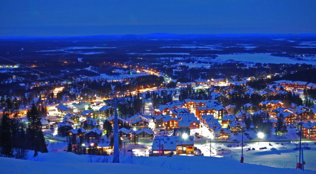 Finnland: Paddeln, Schneeschuhwandern und Skifahren im glücklichsten Land der Welt 1 Levi 2 1 Janes Magazin
