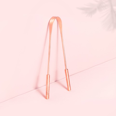 copper tongue cleaner pink background Janes Magazin