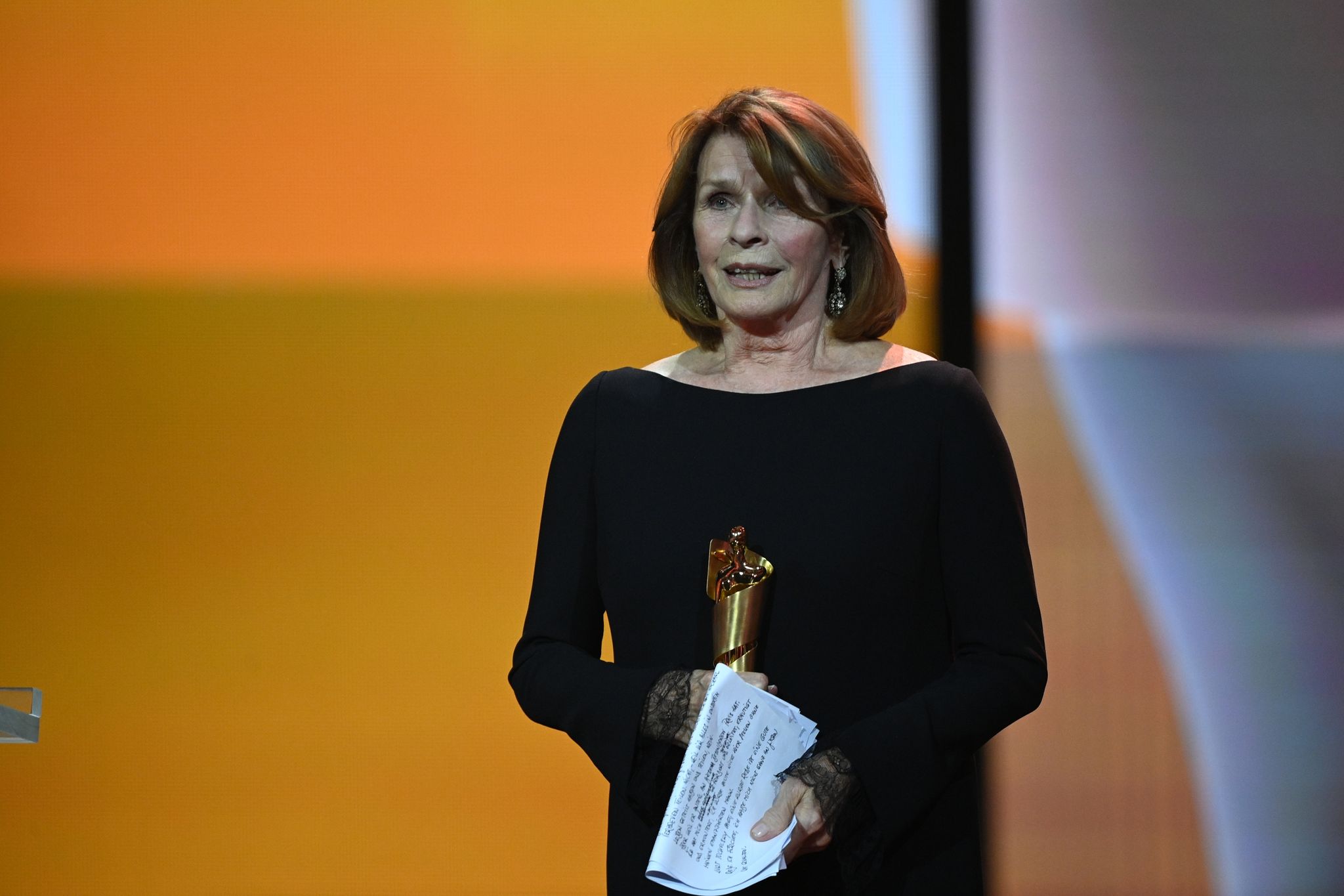 Senta Berger: Bei Fliegeralarm mit Bilderbüchern getröstet