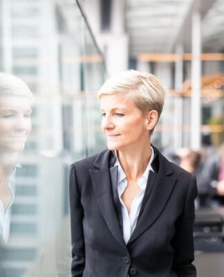 Königin der Entscheidungen wählte Frankfurt. Eine Hymne für Johanna Dahm