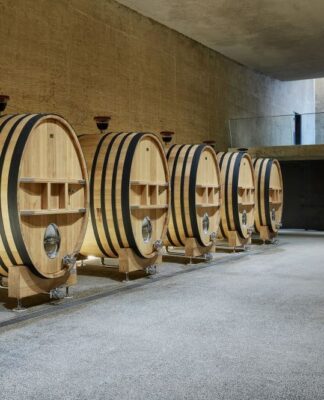 Perelada: Neueröffnete Weinkellerei im Empordà setzt neue Maßstäbe im nachhaltigen Weinanbau