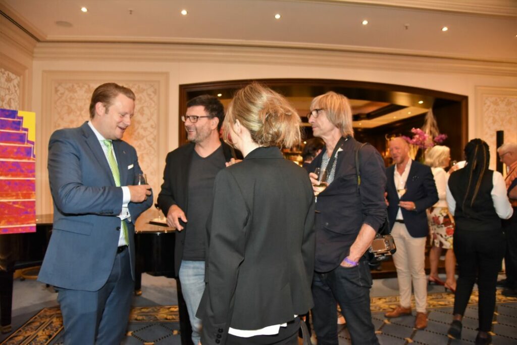 DSC 6058 Janes Magazin