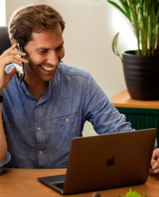 Kristian Achtsnith – Wenn Künstler:innen zu Persönlichkeiten werden