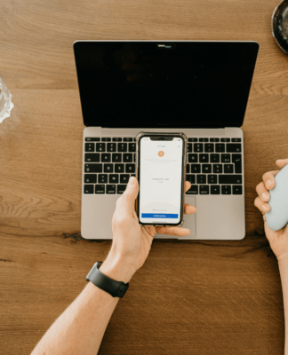 Nach dem Urlaub zurück ins Büro: Viele Deutsche erleben negative mentale Auswirkungen