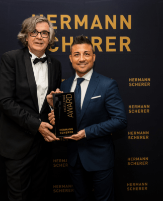 Schweizer Buchautor gewinnt Internationalen Speaker Slam