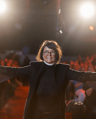 Weltrekord & Excellence Award für Tanja Hellmuth beim 12.internationalen Speaker Slam