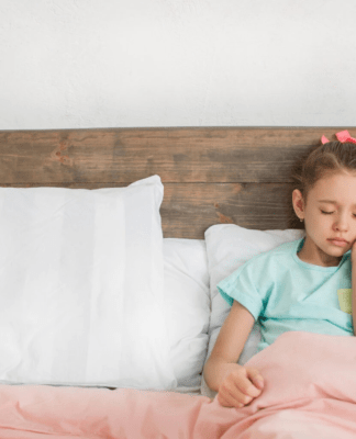 Kopfschmerzen bei Kindern – Wann sollten Eltern zum Arzt gehen?