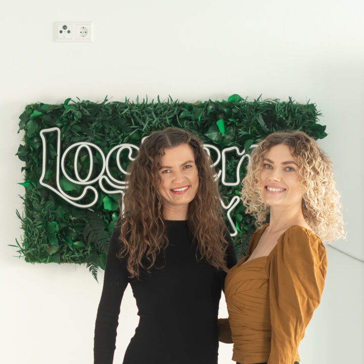 Curly Girl Methode: So entstehen die schönsten Locken Geschäftsführerinnen Adina und Kristina Kern