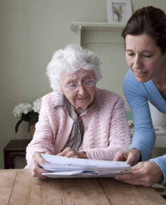 Das passende Pflegeheim finden – Verbraucherinformation der DKV