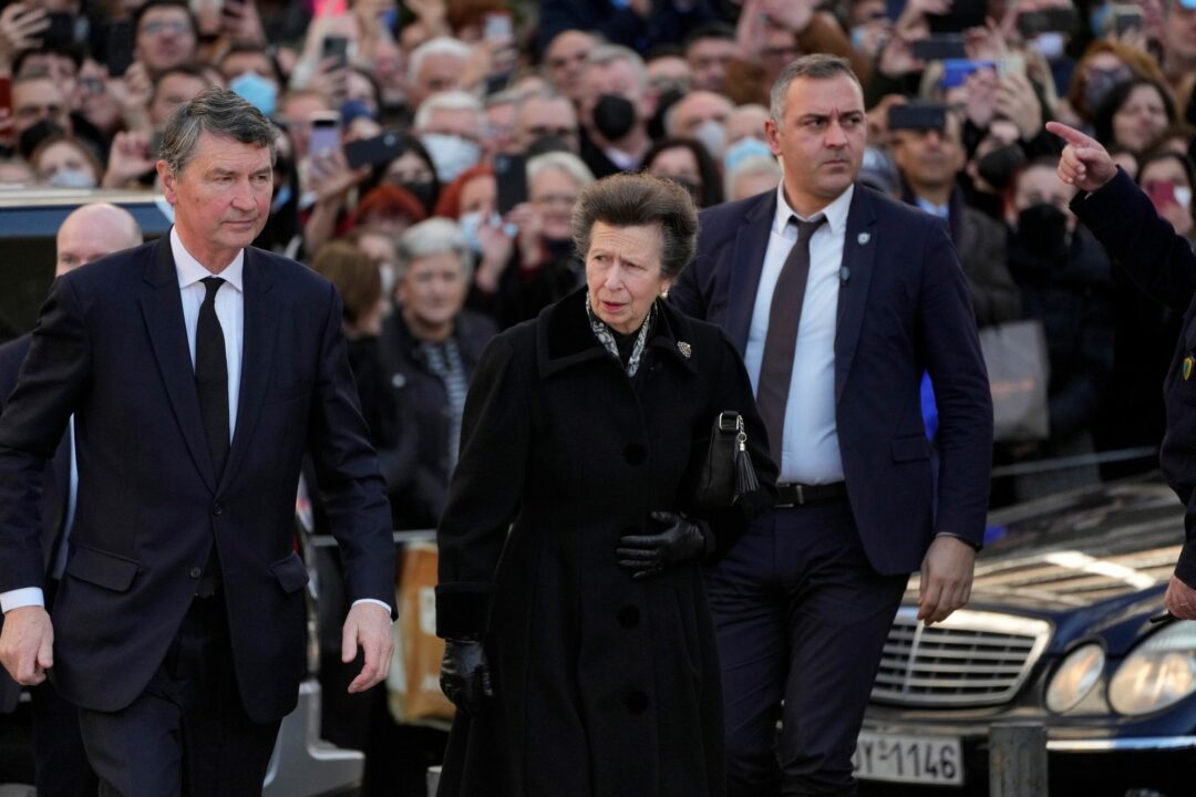 Europas Adel nimmt Abschied vom letzten König Griechenlands