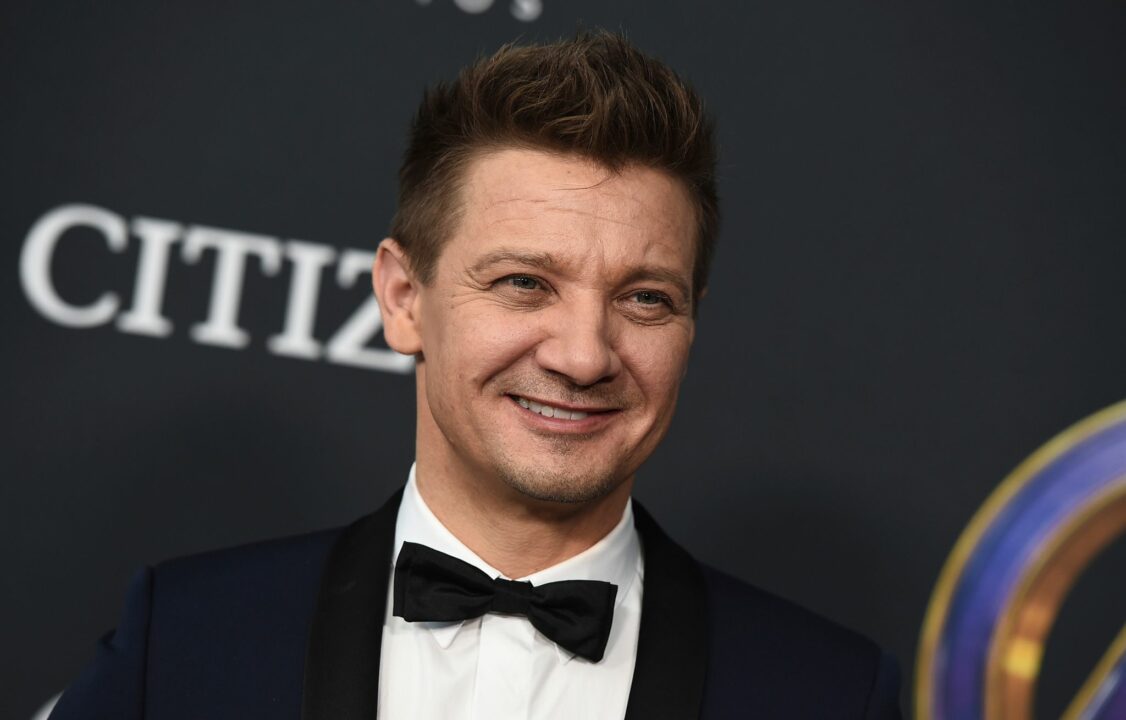 Jeremy Renner: Mehr als 30 Knochen gebrochen