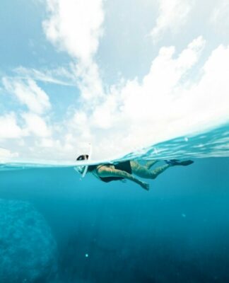 Frauenpower am Frauentag im Nova Maldives mit Stargast Hamna Ali, der bekannten maledivischen Freitaucherin