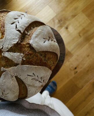 Foto des Tages: Homemade schmeckt am Besten – frisches Sauerteigbrot