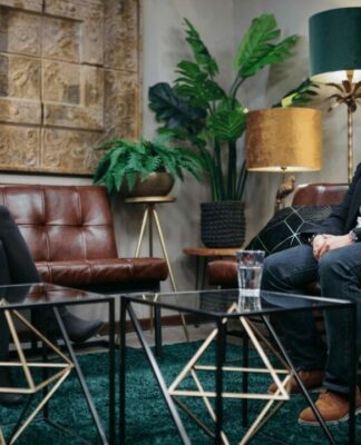 Dennis Philippsen schreibt Geschichte, indem er die internationale Anerkennung erlangt