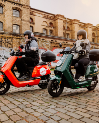 emmy übernimmt felyx Deutschland und wird damit wieder zum größten Anbieter im deutschen Elektroroller-Sharing-Markt