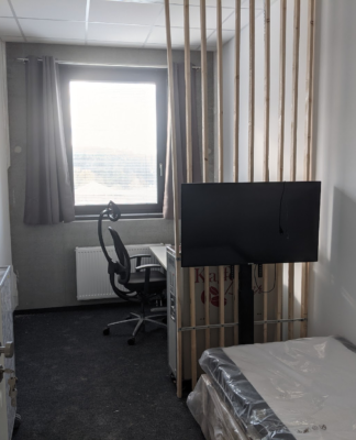 Einzelbüros mit Bett in Heimsheim A8