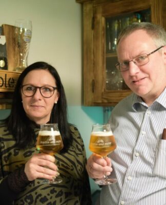 Immer mehr brauen ihr Bier zu Hause selbst