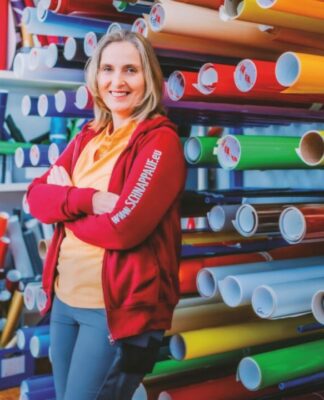 Leuchtreklame und Fahrzeugbeschriftung in Coburg aus Meisterhand: Dafür steht Andrea Schnappauf