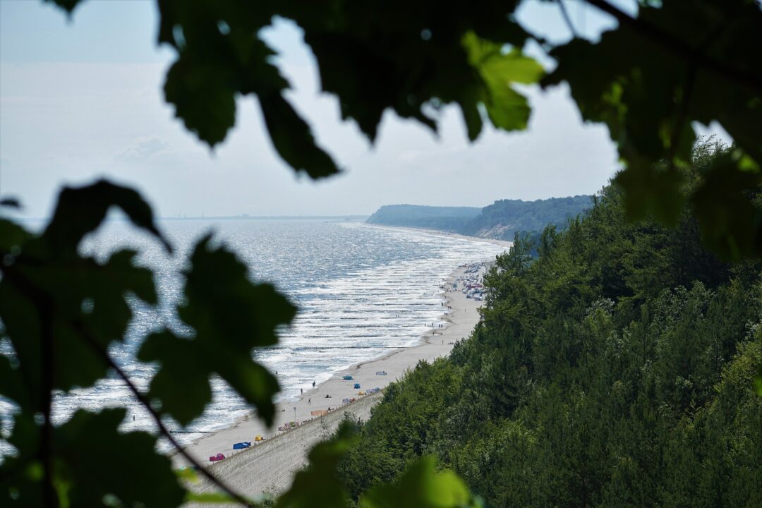 Usedom: Jetzt bequem Zimmer online buchen im Wasserschloss Mellenthin Usedom Bild von Michaela, at home in Germany • Thank you very much for a like auf Pixabay