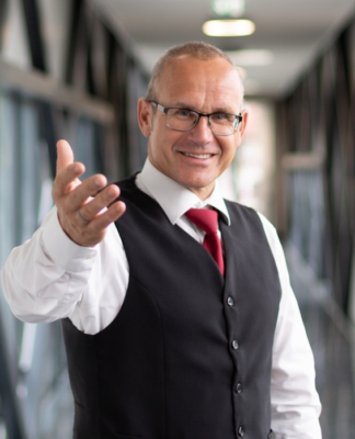 Bernhard Schirnhofer: Warum Kryptowährungen im Team eine kluge Entscheidung ist?