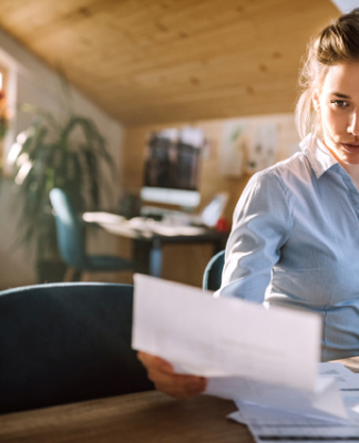 Damit Frau im Alter finanziell abgesichert ist – Verbraucherinformation der ERGO