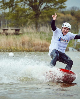 Aus WaWaCo wird Waterpark – Saisoneröffnung und Oster-Riding am Weissenhäuser Strand