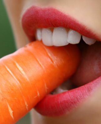 Feste Zähne an einem Tag – möglich dank moderner Behandlungsmethoden