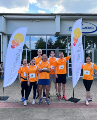 Team der promotionwelt GmbH beim Straßenlauf erfolgreich