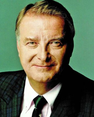 Professor Dr. med. Frank Bahr, Universitätsprofessur in Akupunktur, über neue Therapie in Post-/Long-COVID-Behandlung