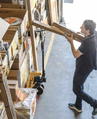 Dem Handwerk fehlen 40.000 Leute? Handwerker kann sich vor Bewerbungen kaum retten – seine Strategie