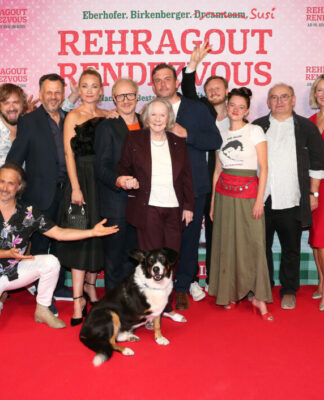 Mia san Eberhofer! REHRAGOUT-RENDEZVOUS feiert Premiere in München