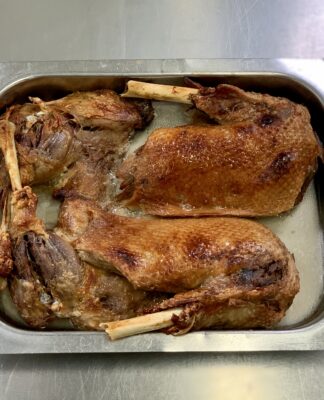 Festliche Gans to Go: Restaurant-Qualität deutschlandweit bequem nach Hause geliefert – IB Hotel Friedberger Warte