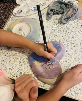 Foto des Tages: Keramiken selbst bemalen für Groß & Klein