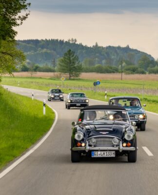 Premiere der Rhein-Main-Klassik: Neue Rallye für Oldtimer und Youngtimer durch das Rhein-Main-Gebiet