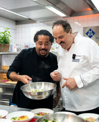 Friends Küchenparty: 41.000€ für ZNS Kochclub – Hannelore Kohl Stiftung im Best Western Premier IB Hotel Friedberger Warte