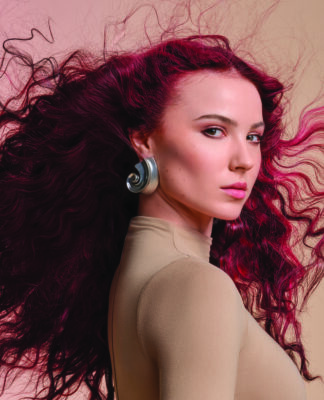 Trendige Looks für die neue Saison: Aveda präsentiert Details