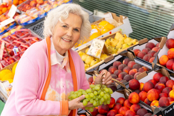 Eine aktive Lebensweise und ein Blick auf die richtige Mikronährstoffversorgung ist wichtig für die Körpervitalität. Bildrechte:©Diasporal