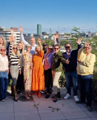 Deutschlands bekannteste Entscheidungs-Expertin Dr. Johanna Dahm feiert 50 Jahre Jubiläum