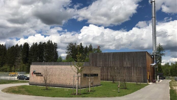 Noch handelt es sich bei geothermischer Wärme um einen ungenutzten Schatz, der in der Tiefe schlummert. Anders sieht das in Grünwald aus: Rund 22.000 Tonnen CO2 sparte die Gemeinde durch die Nutzung der Tiefengeothermie im Jahr 2023. Bildrechte: Erdwärme Grünwald GmbH