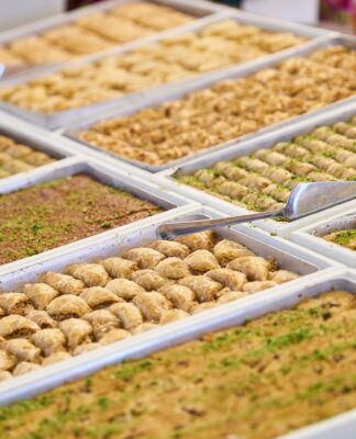 Feinschmecker und Tradition: Warum handgemachte Süßwaren im Trend liegen