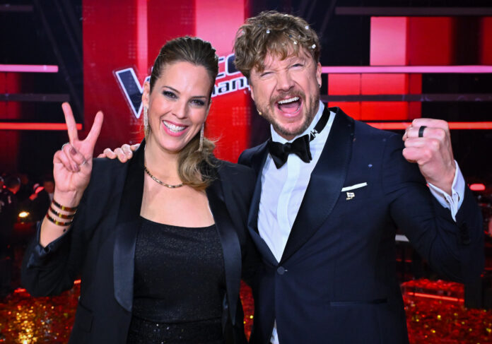 Titel: The Voice of Germany; Staffel: 14; Folge: 17; Person: Jennifer Lynn; Samu Haber; Copyright: Joyn/Claudius Pflug; Fotograf: Claudius Pflug; Bildredakteur: Nadine Vaders;