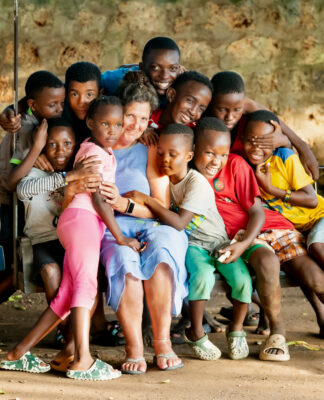 Von der Verkäuferin zur Mutter von über 70 Kindern in Kenia