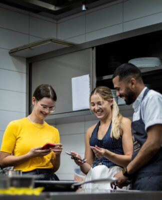 Digitaler Erfolg: Wie Social Media Gastronomie und Hotellerie nachhaltig verändert