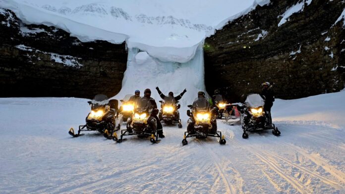 Spitzbergen im Februar: Eine Reise in die Arktische Winterwelt