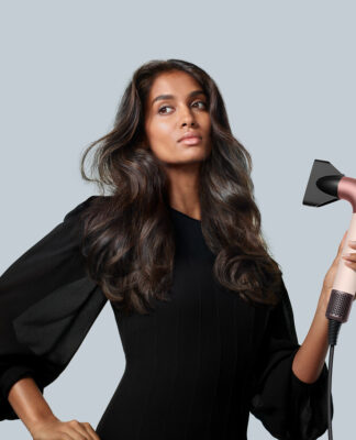 Entdecke den Haartrockner der Profi-Stylist*innen